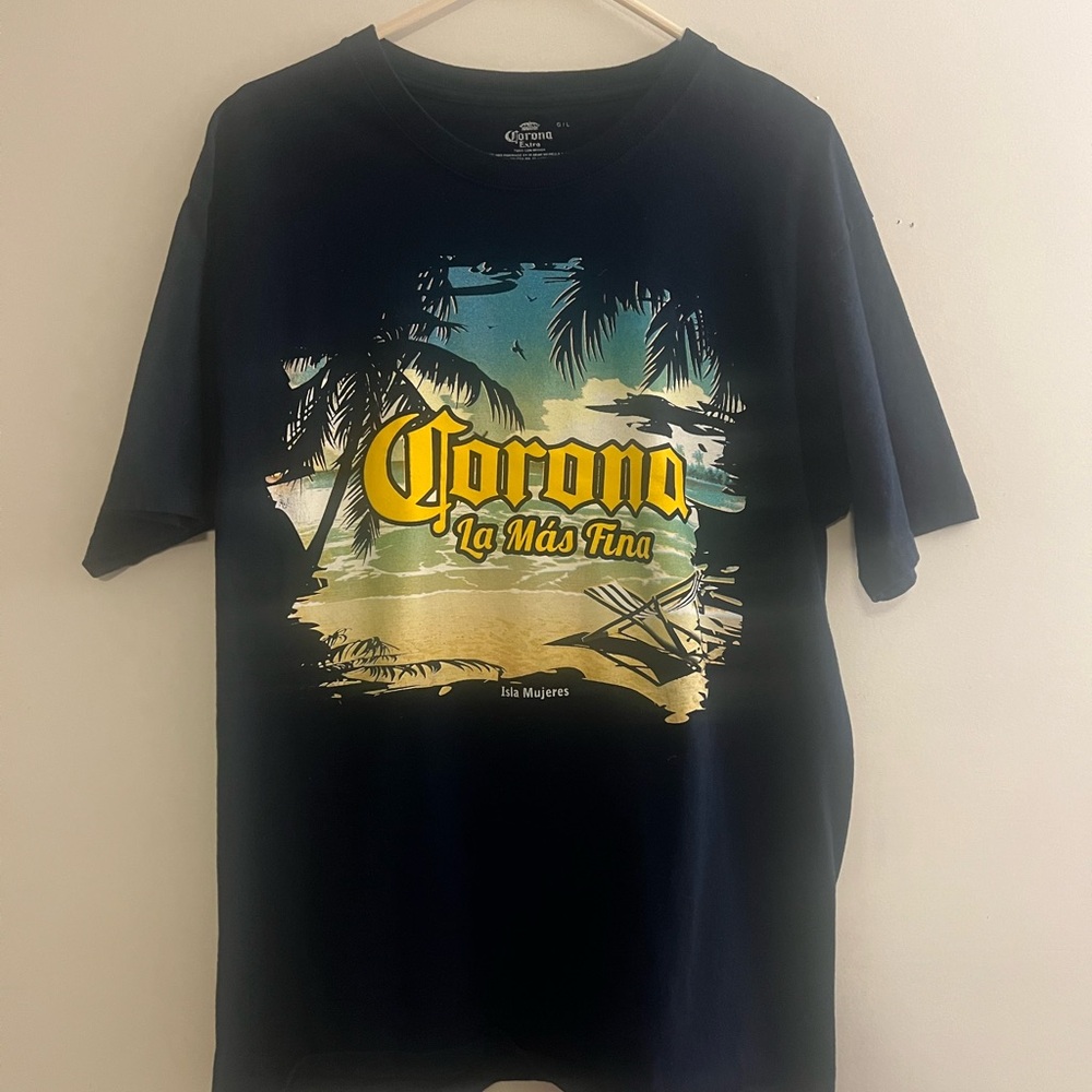 Corona Extra La Más Fina Mexico Men's Navy Graphic T-Shirt / size Large